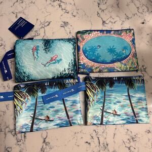 Lot of 4 United Airlines Christie Shinn Hawaii 1st Class Amenity Bags  1 is New